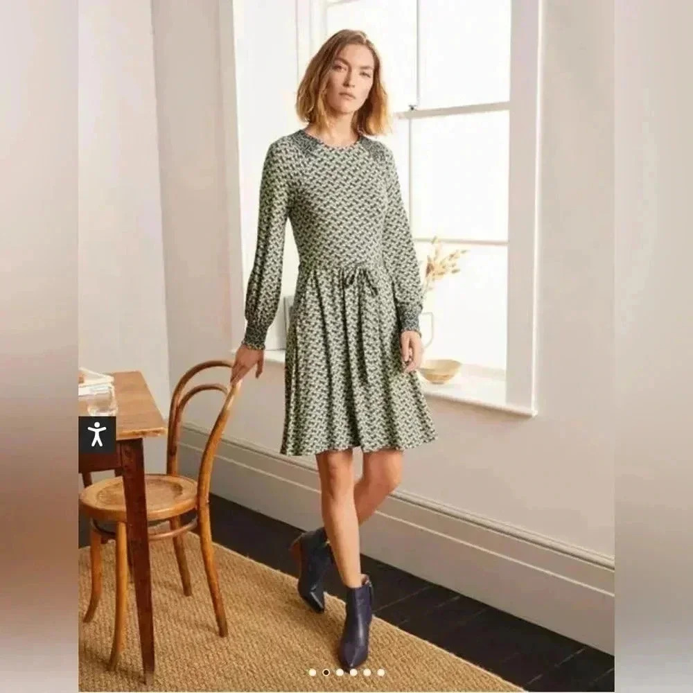 Boden Grace Smocked Jersey Dress Gray and Navy size US 14 Long - Picture 4 of 14